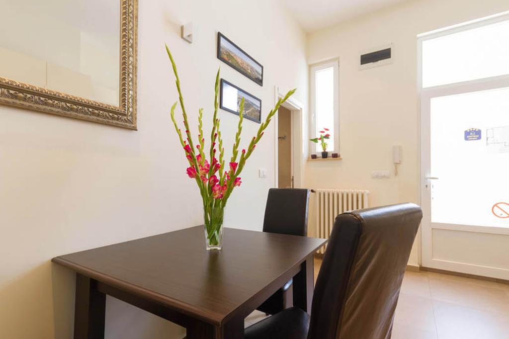 City Break Apartments Chic And Luxury Belgrade Luaran gambar